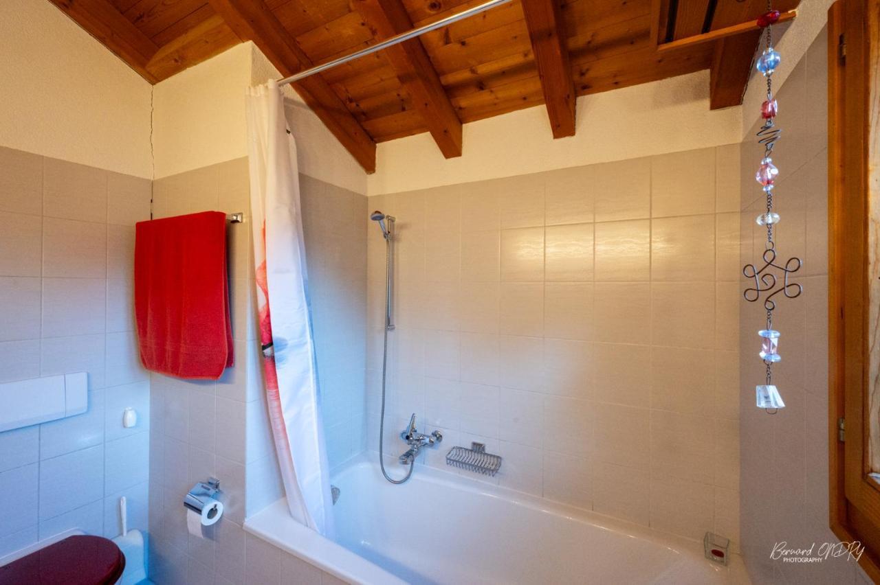 Zimmer Mit Eigenem Badezimmer Näfels Extérieur photo